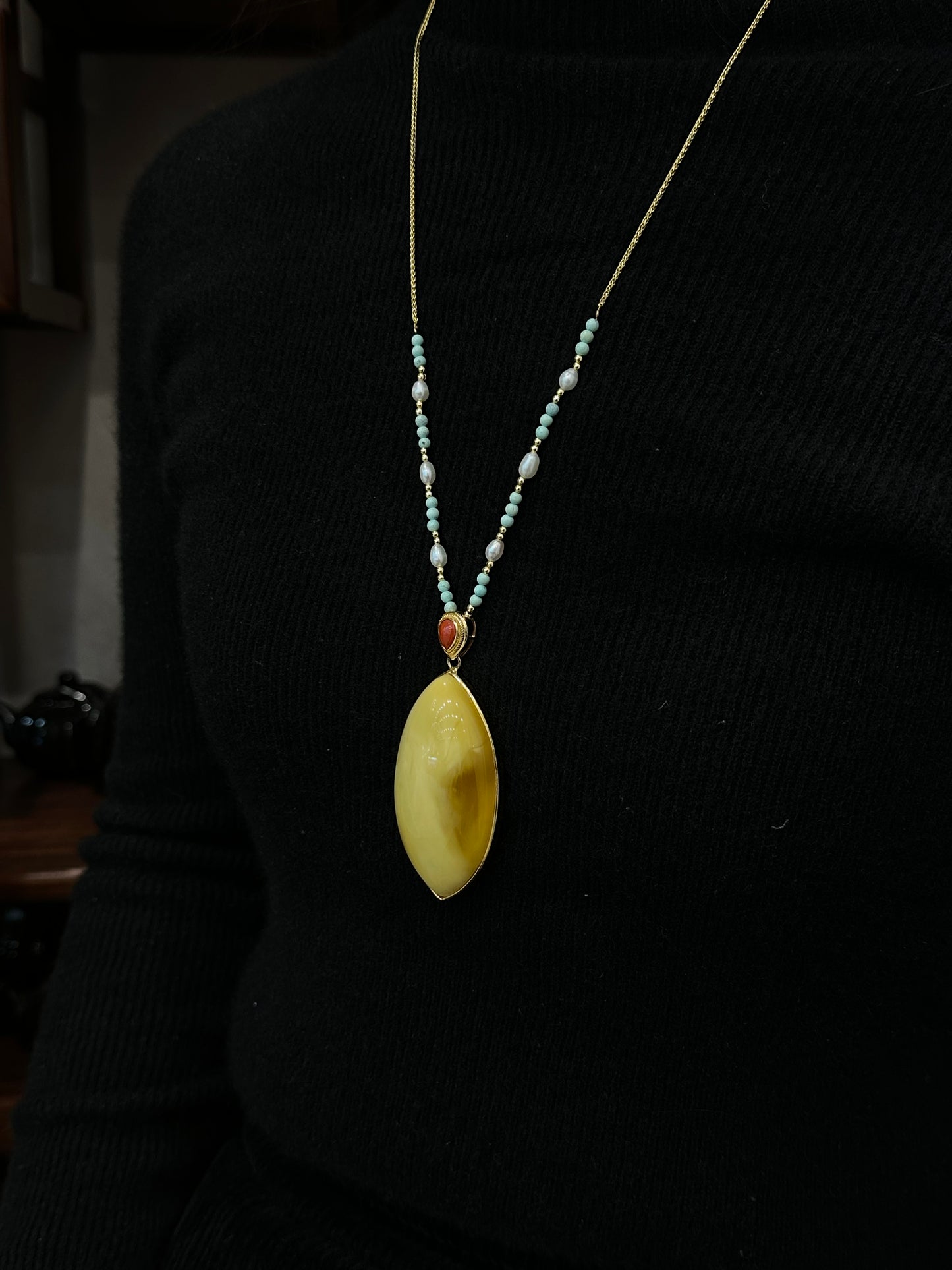 Quiet Guard Form · Soft Light