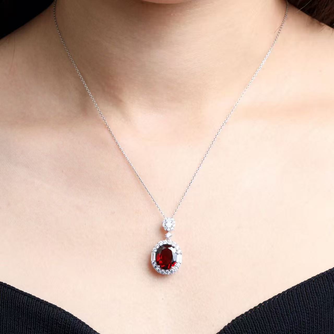 Natural Mozambique Garnet Teardrop Pendant Necklace in S925 Sterling Silver – 5.7ct Red Gemstone Pendant