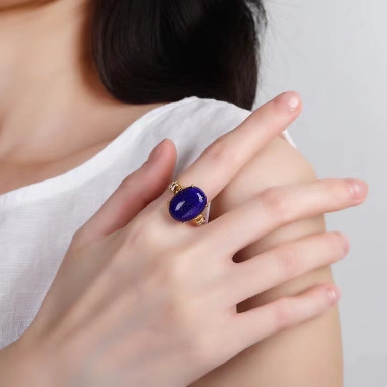 Vintage Lapis Lazuli Ring – Zircon Halo Gold Statement Ring with Auspicious Cloud Engraving