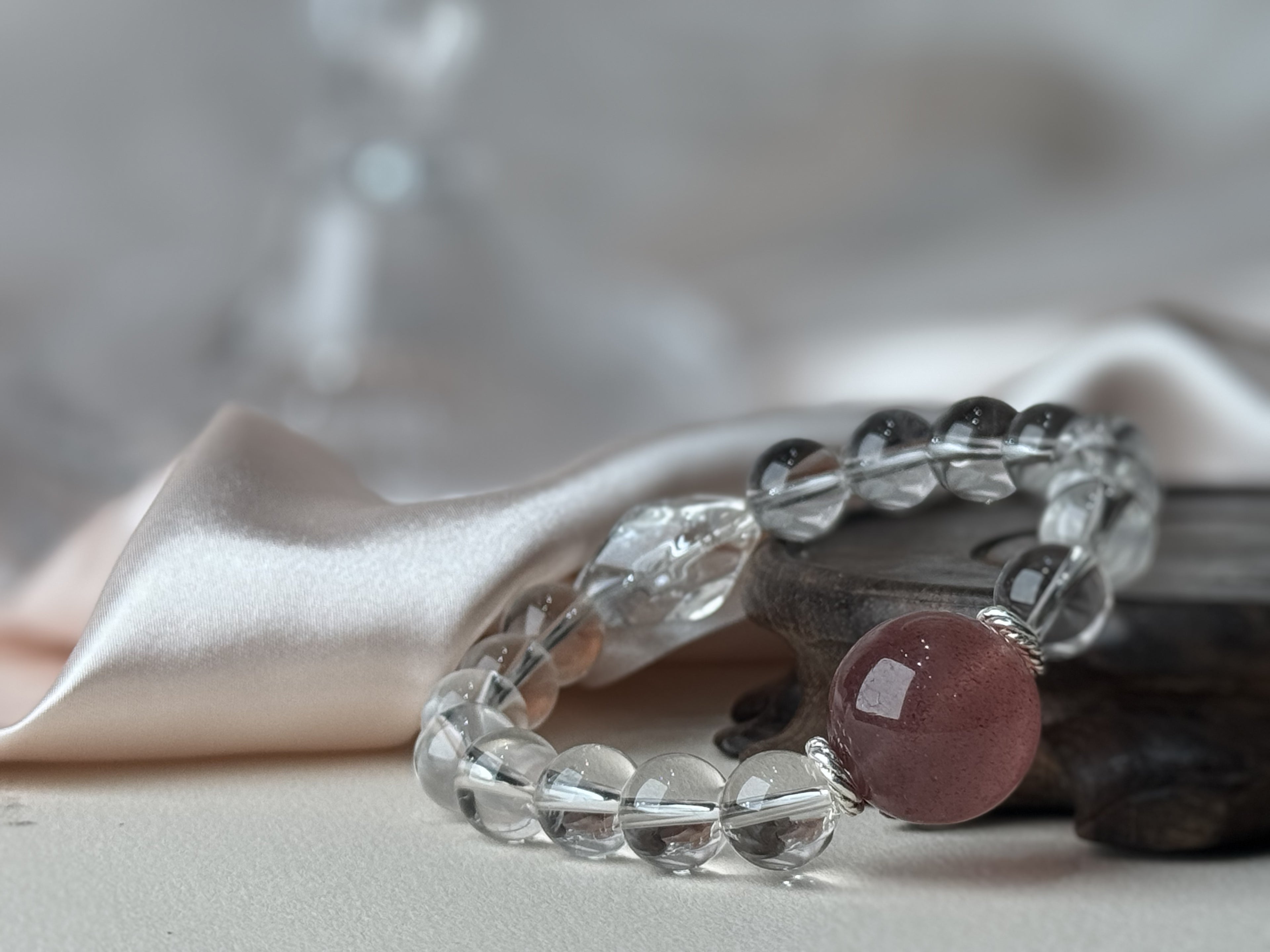 Leo✖️ Natural Strawberry Quartz Stretch-beaded Bracelet