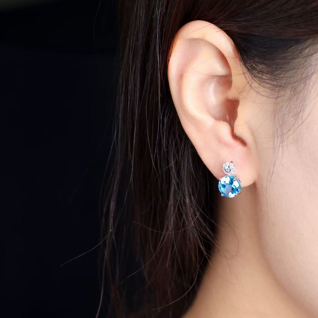 Natural Swiss Blue Topaz Stud Earrings in 925 Sterling Silver – Round Blue Gemstone Earrings