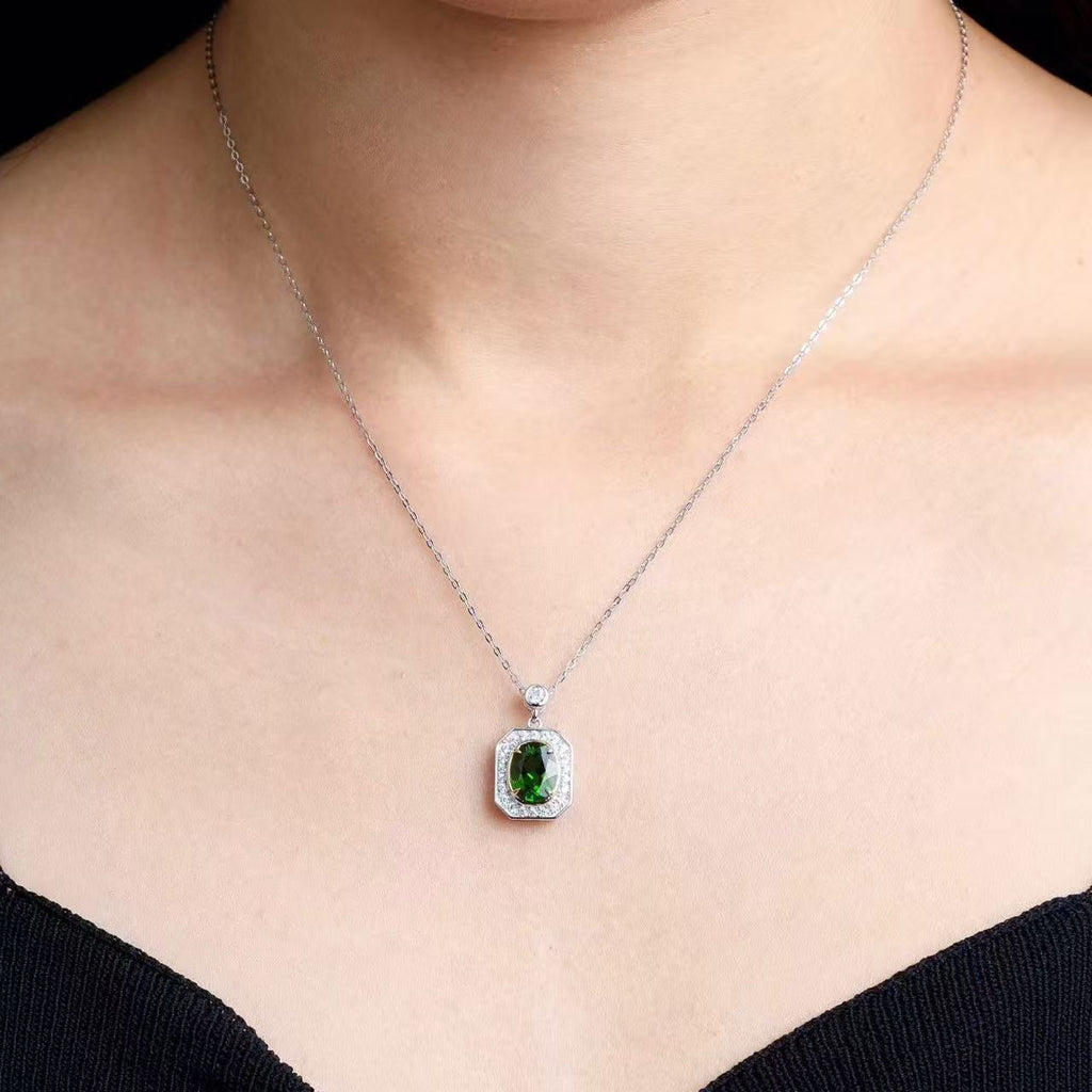 Natural Chrome Diopside Halo Pendant Necklace in S925 Sterling Silver – 2.4ct Green Gemstone Pendant