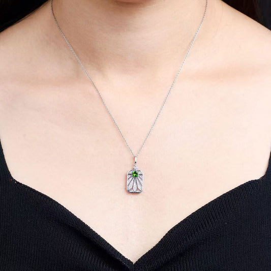 Natural Russian Chrome Diopside Rectangular Pendant Necklace in S925 Sterling Silver – 0.55ct Green Gemstone Pendant