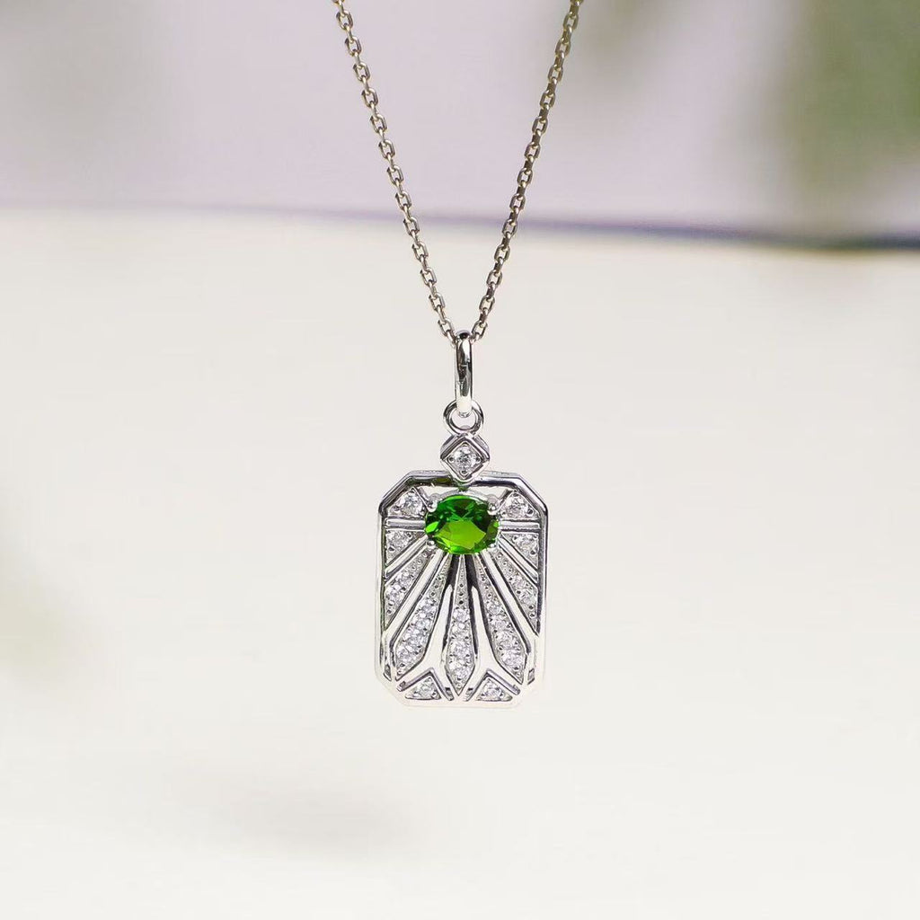 Natural Russian Chrome Diopside Rectangular Pendant Necklace in S925 Sterling Silver – 0.55ct Green Gemstone Pendant