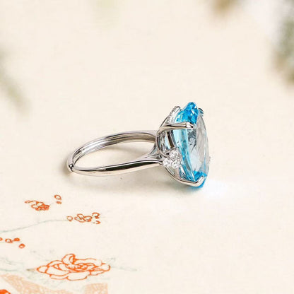 Natural Swiss Blue Topaz Oval Ring in S925 Sterling Silver – 15ct Blue Gemstone Statement Ring