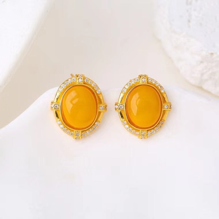 Natural Amber Stud Earrings in 925 Sterling Silver – Oval Honey Amber Gemstone Earrings